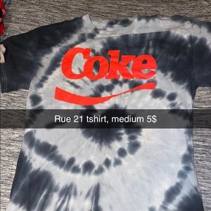 Rue 21 tshirt. Never worn, smoke free house hold